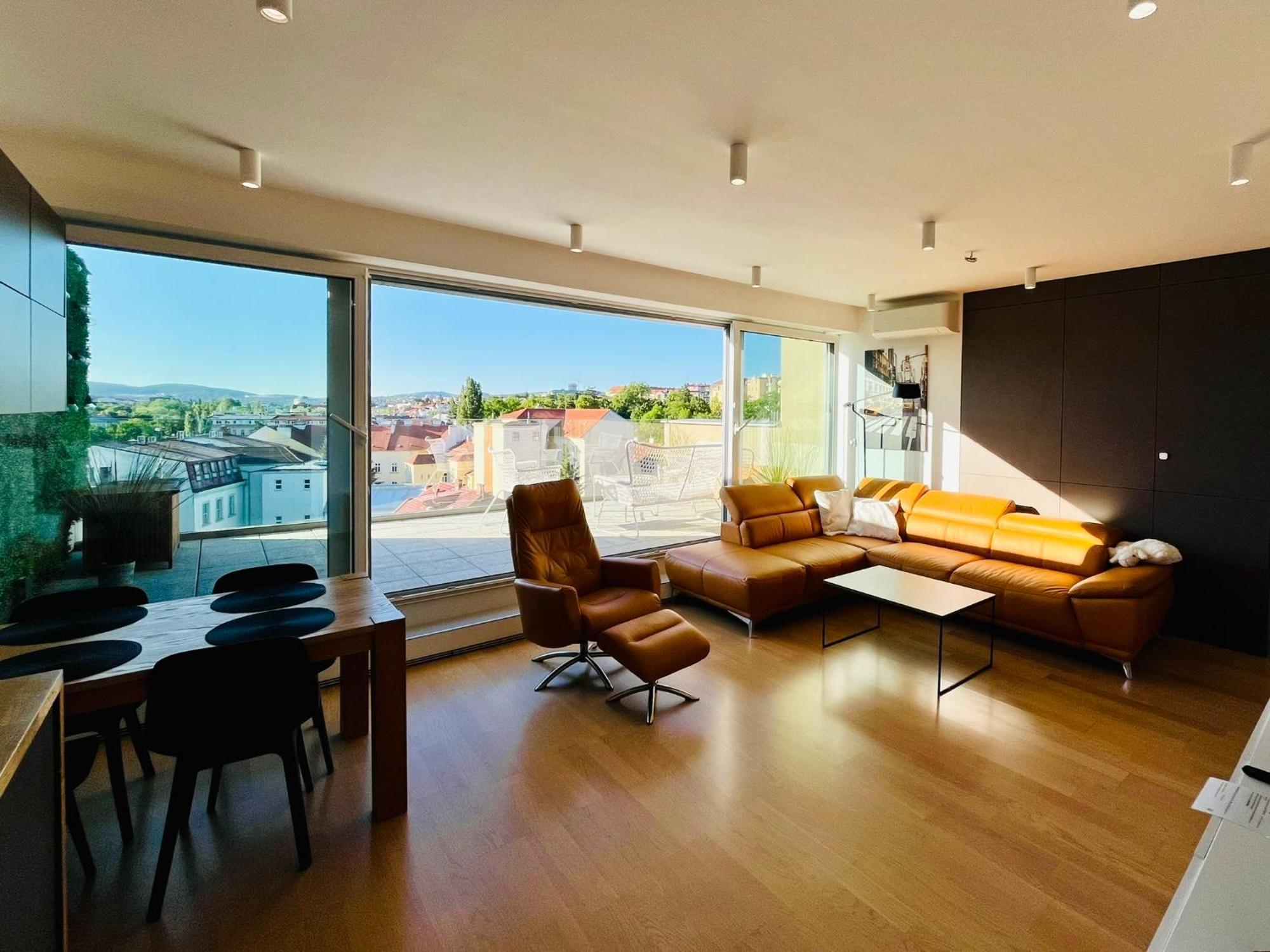 Brno City Center Apartment With Parking And A Big Terrace ภายนอก รูปภาพ